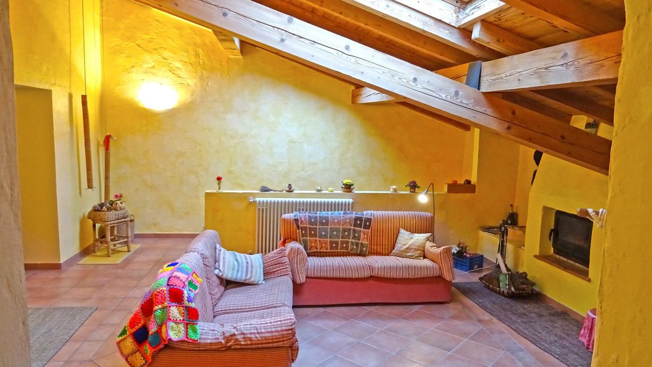 Apartmán Rustico Colonna House By Gardadomusmea Vesio Exteriér fotografie